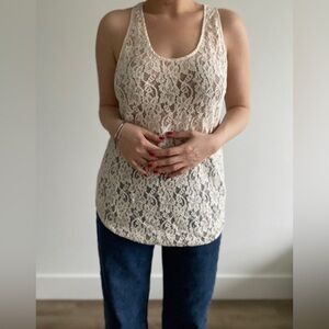 Aritzia Wilfred Racerback Cream Lace Silk Trim Tank Size S
